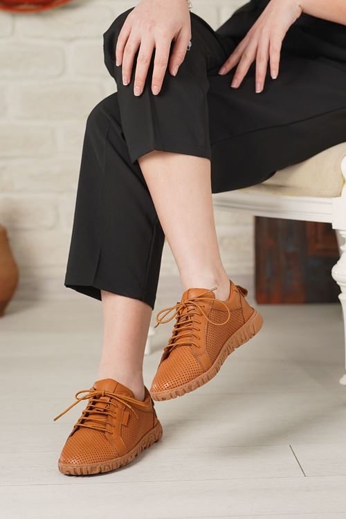 MAMMAMİA HAKİKİ DERİ KADIN GÜNLÜK AYAKKABI 14525Y