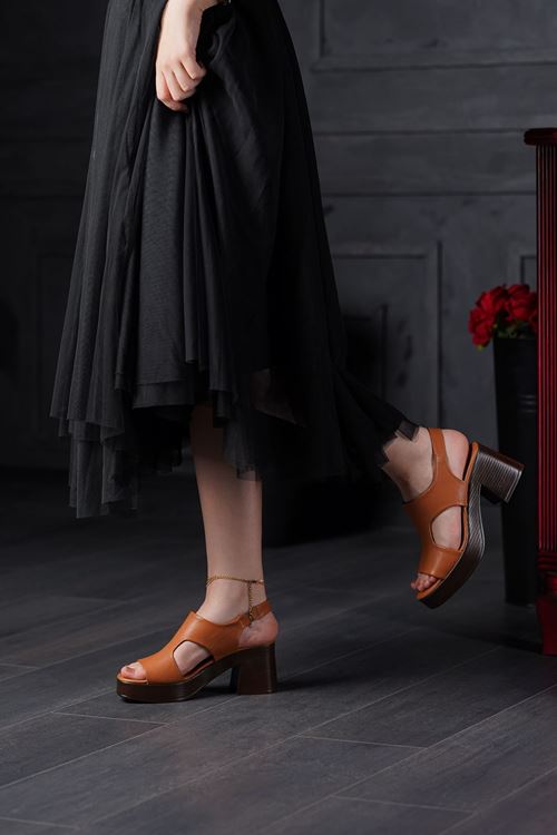 MAMMAMİA HAKİKİ DERİ KADIN SANDALET 233025Y