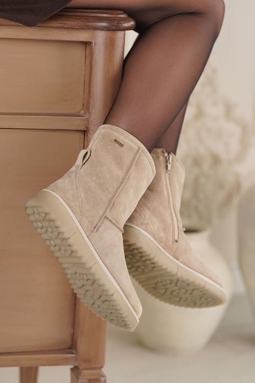 LEGERO HAKİKİ DERİ KADIN BOT 65425K