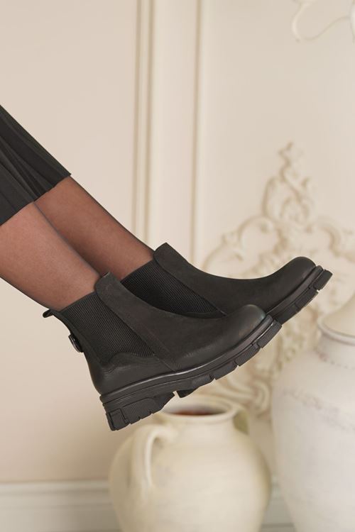 ALBİNİ HAKİKİ DERİ KADIN GÜNLÜK BOT 10295325K