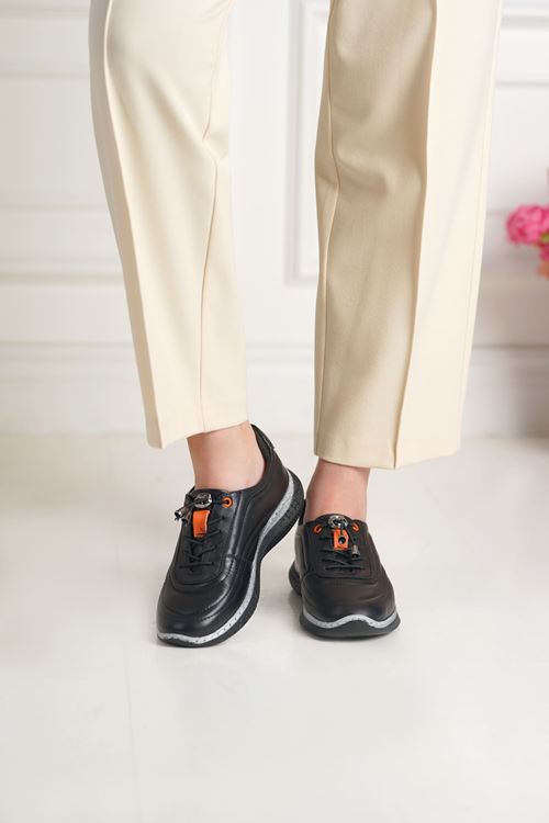 LİZSHOE HAKİKİ DERİ KADIN SPOR AYAKKABI KLMN 108526Y