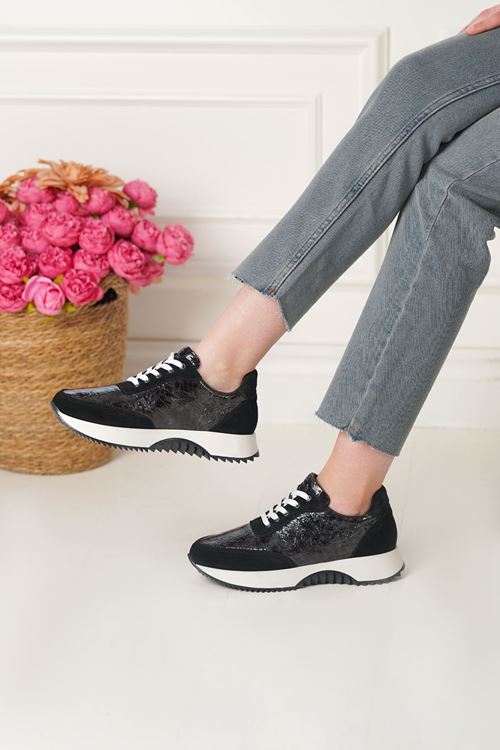LİZSHOE HAKİKİ DERİ KADIN SPOR AYAKKABI KLMN 103026Y