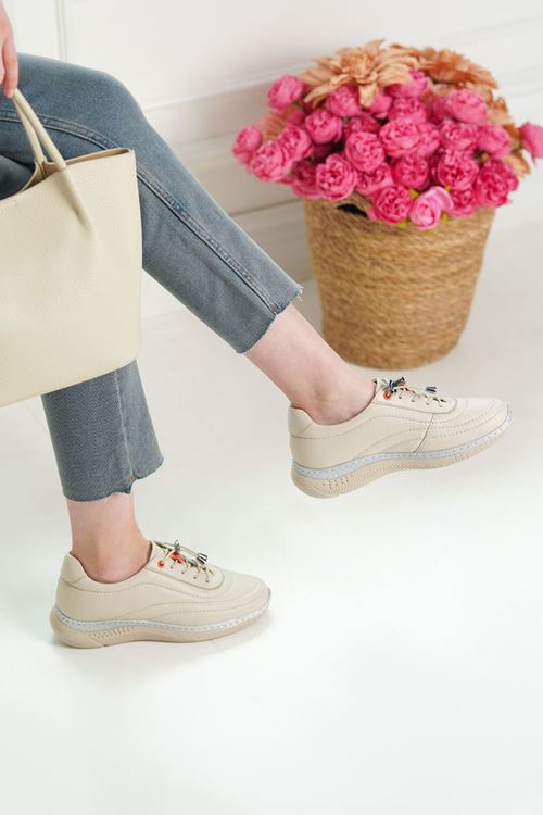LİZSHOE HAKİKİ DERİ KADIN SPOR AYAKKABI KLMN 108526Y