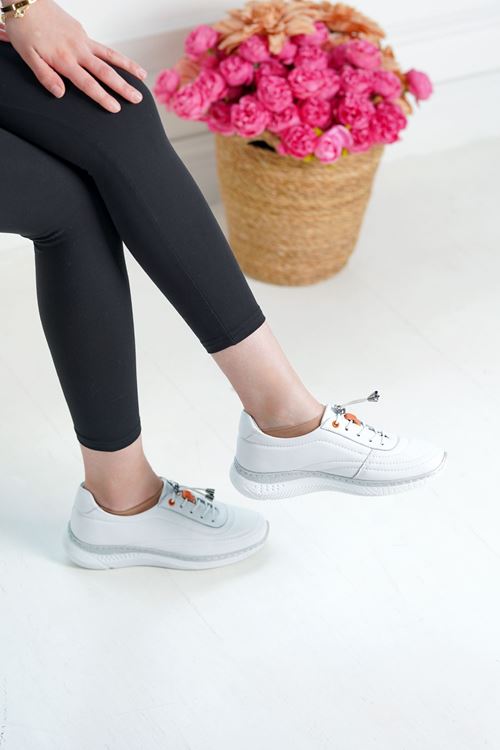 LİZSHOE HAKİKİ DERİ KADIN SPOR AYAKKABI KLMN 108526Y
