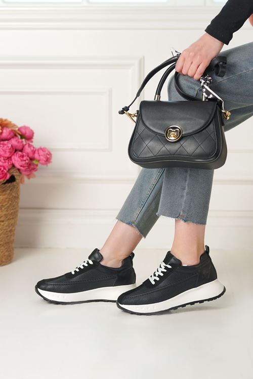 LİZSHOE HAKİKİ DERİ KADIN GÜNLÜK AYAKKABI KLMN 121526Y