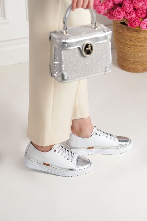 LİZSHOE HAKİKİ DERİ KADIN AYAKKABI MNR 516026Y