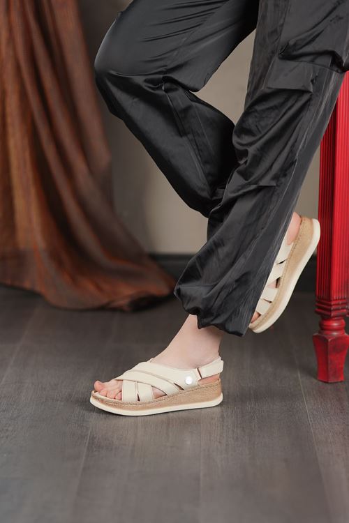MAMMAMİA HAKİKİ DERİ KADIN SANDALET 236526Y
