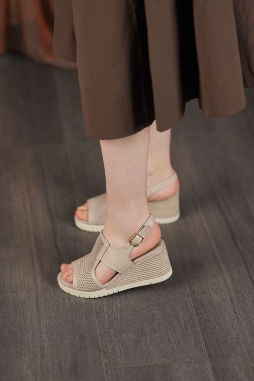MAMMAMİA HAKİKİ DERİ KADIN SANDALET 292526Y