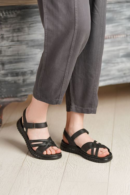 MAMMAMİA HAKİKİ DERİ KADIN SANDALET 240026Y