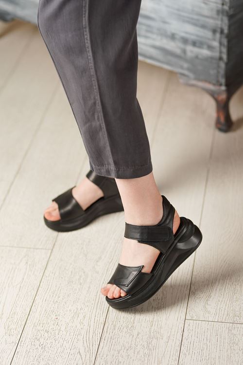 MAMMAMİA HAKİKİ DERİ KADIN SANDALET 548526Y