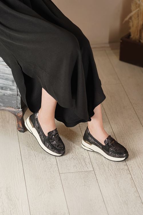 MAMMAMİA HAKİKİ DERİ KADIN GÜNLÜK AYAKKABI 324026Y