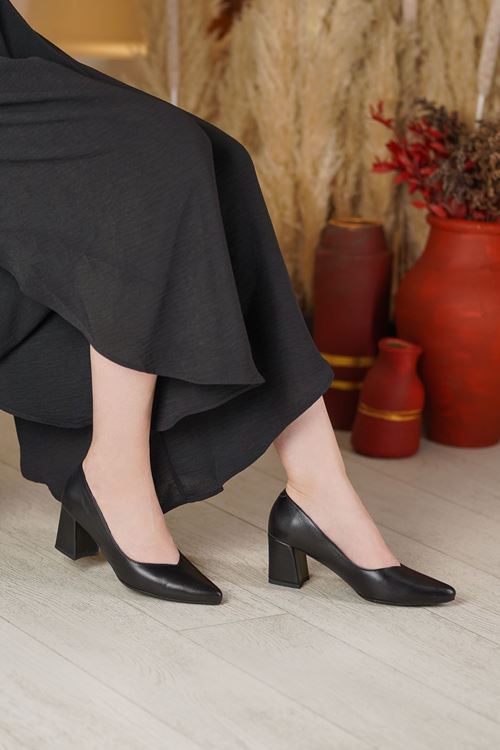 LİZSHOE HAKİKİ DERİ KADIN TOPUKLU AYAKKABI ALP 106526Y