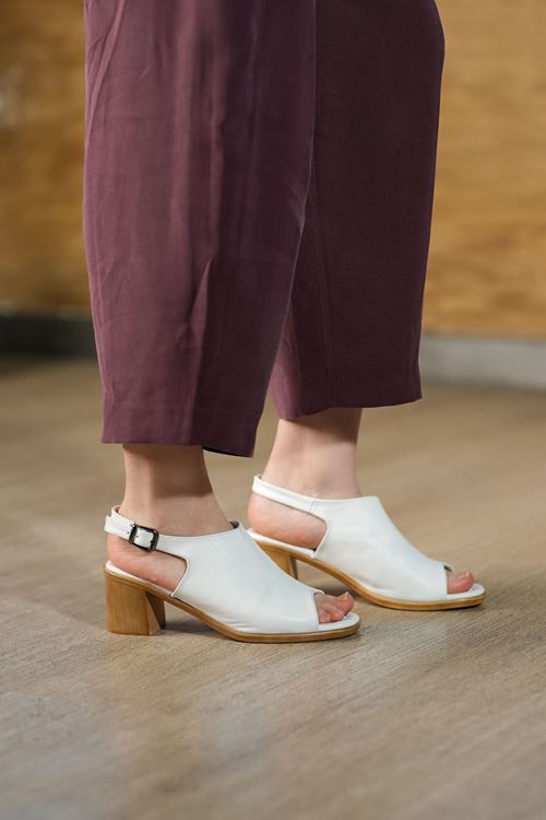 LİZSHOE HAKİKİ DERİ KADIN SANDALET ENZ 22-1226Y