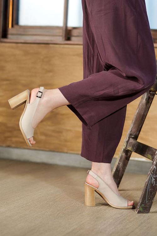 LİZSHOE HAKİKİ DERİ KADIN SANDALET ENZ 17-1626Y