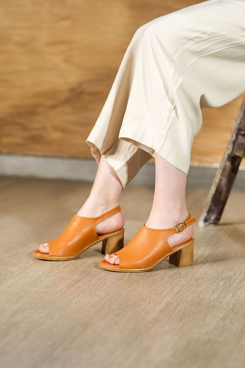 LİZSHOE HAKİKİ DERİ KADIN SANDALET ENZ 22-1226Y