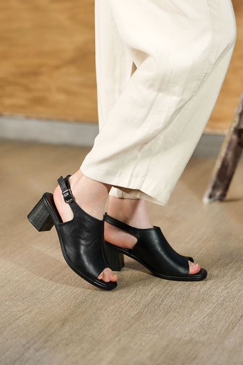 LİZSHOE HAKİKİ DERİ KADIN SANDALET ENZ 22-1226Y