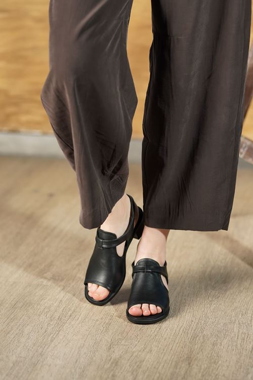 LİZSHOE HAKİKİ DERİ KADIN SANDALET ENZ 61-9026Y