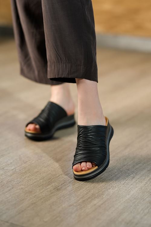 LİZSHOE KADIN SANDALET ZYN 409526Y