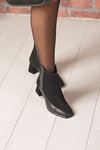 LİZSHOE HAKİKİ DERİ KADIN TOPUKLU BOT NİSH 259625K